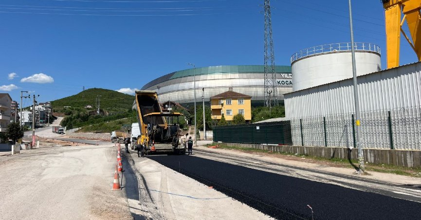 Alikahya Stadyum yoluna asfalt