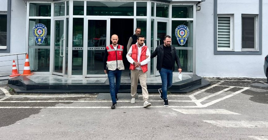 Araç hırsızları yakalandı