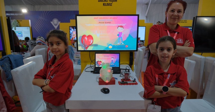 Kocaeli’nin genç dahileri TEKNOFEST’te ses getirdi