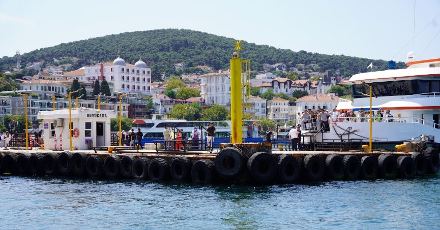 Büyükada seferleri yazın gözdesi oldu