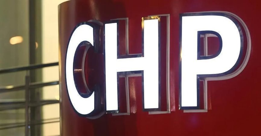CHP'li 8 belediye başkanı daha istifa etti!