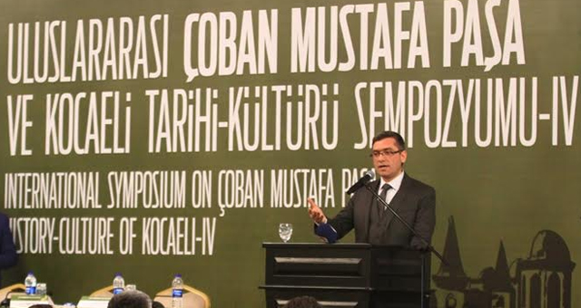 Tarihin kalbi bu sempozyumda atıyor