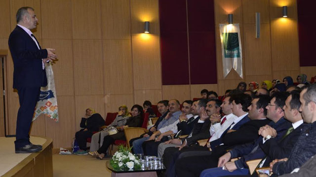 Teknoloji Kullanımı ve İnternet Bağımlılığı 