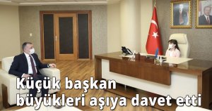 Küçük başkan büyükleri aşıya davet etti