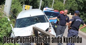 Direksiyon hakimiyetini kaybetti, dereye uçmaktan son anda kurtuldu