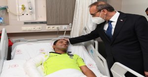 Vali Yavuz, polisi 30 metre sürükleyen sürücü hakkında konuştu