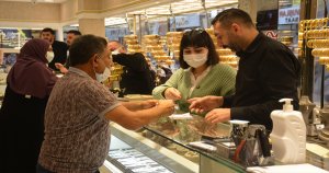 1 günde 1.5 milyonluk altın bozdurdular