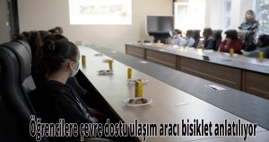 Öğrencilere çevre dostu ulaşım aracı bisiklet anlatılıyor