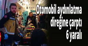 Otomobil aydınlatma direğine çarptı