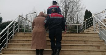 Terör örgütü üyesi kadın yakalandı