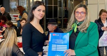 Müzeyyen Topçu Tan, adaylık başvurusunu yaptı