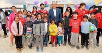 KKTC Cumhurbaşkanı Ersin Tatar’dan Büyükşehir’in çadır kentine ziyaret