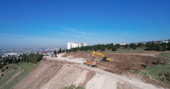 Dilovası Devlet Hastanesi’ne ulaşımı sağlayacak viyadüğün ayaklarına başlandı