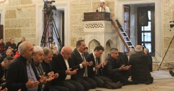 ERZURUM’UN 500 YILLIK GELENEĞİNİN KOCAELİ’DE 8. TARİHİ YENİ CUMA CAMİİNDE GERÇEKLEŞTİRİLDİ
