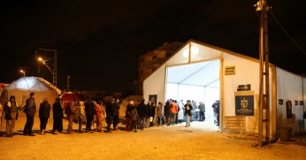 Büyükşehir’in çadır kentinde ilk sahur yapıldı