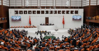 Emekliye zam düzenlemesi Meclis'te! 