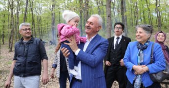 Nail Çiler bayramı köylerde geçirdi 