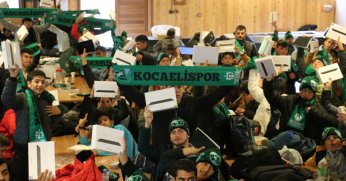 Deprem bölgesinden gelen öğrencilere eğitim desteği