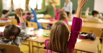 15 Mayıs'ta okullar tatil