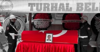 Polis memuru hayatını kaybetti