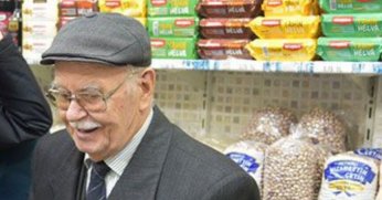 Peynirci Nizamettin vefat etti