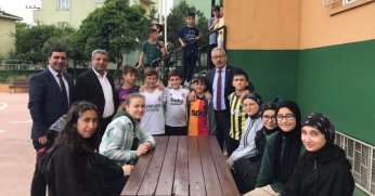 Milli Eğitim Müdüründen ziyaret