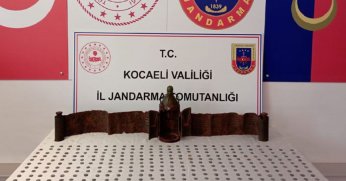 Tarihi eser kaçakçıları jandarmaya yakalandı!