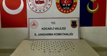 Tarihi eser kaçakçıları jandarmaya yakalandı!