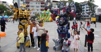 “Bizim Sokakta Şenlik Var”