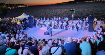 DEĞİRMENDERE’DE TÜRK SANAT MÜZİĞİ ŞÖLENİ