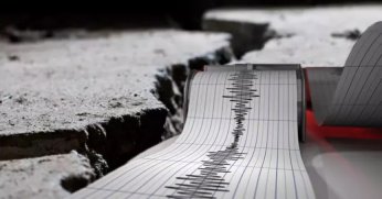 4.8 büyüklüğünde yeni deprem