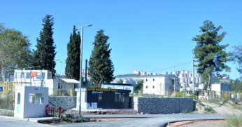 Şehir Hastanesine durak cebi Umuttepe Acil girişine asfalt