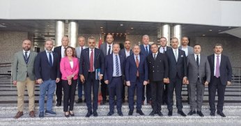 Akkurt, Emlak Sektörü İstişare Toplantısına katıldı