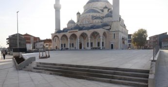 M. Ali Paşa Cami meydan ve otoparkta sona doğru