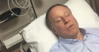 Hikmet Erenkaya trafik kazası geçirdi!