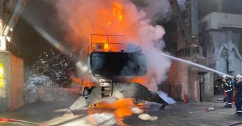 İtfaiyeden Dilovası’ndaki yangına müdahale