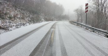 Yüksek kesimlerde kar yağışı başladı