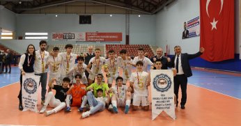 KOTO Teknik Koleji Futsal’da şampiyon!