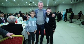 Memleketin istikbali yavrularımızın geleceği için çalışıyoruz