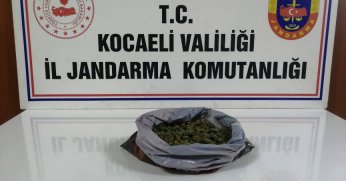 Jandarma ekiplerinden Körfez ve Gebze'de operasyon