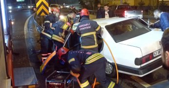 Kontrolünü kaybetti, bariyerlere girdi