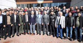 Büyükakın, Gebze’de servisçilerle buluştu