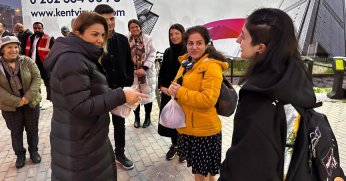 Merttürk, fabrika işçilerini mesailerine uğurladı