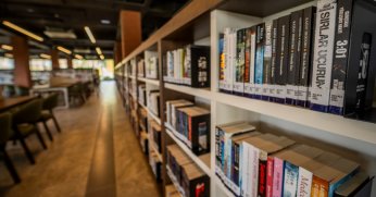 Derince Kütüphanesi hizmete giriyor