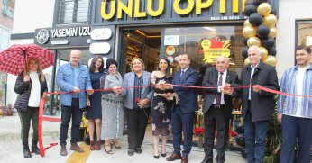 ÜNLÜ OPTİK DÜZENLENEN TÖRENLE HİZMETE AÇILDI