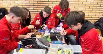 ULUSLARARASI ROBOCHALLENGE ROBOT ŞAMPİYONASI’NDA DERECE ELDE ETTİ