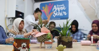 Anne Şehir’de atık malzemeler sanat eserine dönüşüyor