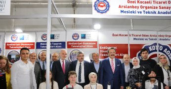 Hisarcıklıoğlu’ndan Kocaeli Bilişim Fuarı’na tam not