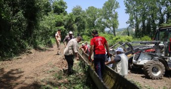 Büyükşehir, Bayraktar’da tarımsal sulama kanallarını temizledi