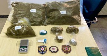 2,5  kilo uyuşturucu ele geçirdi